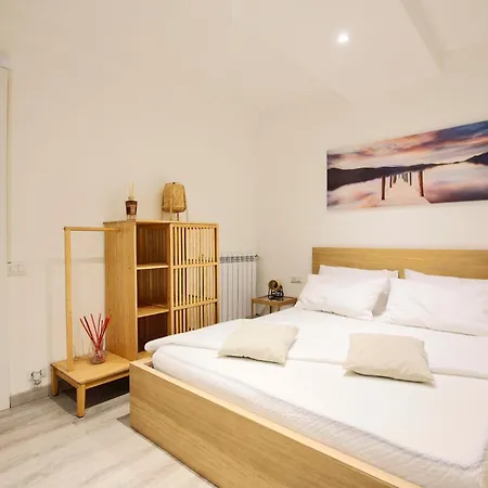 Magic アパート コモ